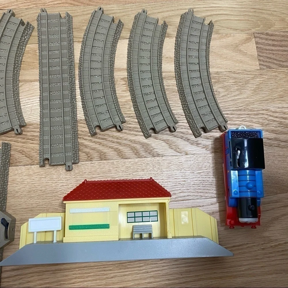 Thomas Busy Day Train Track Starter Set Kids Toy